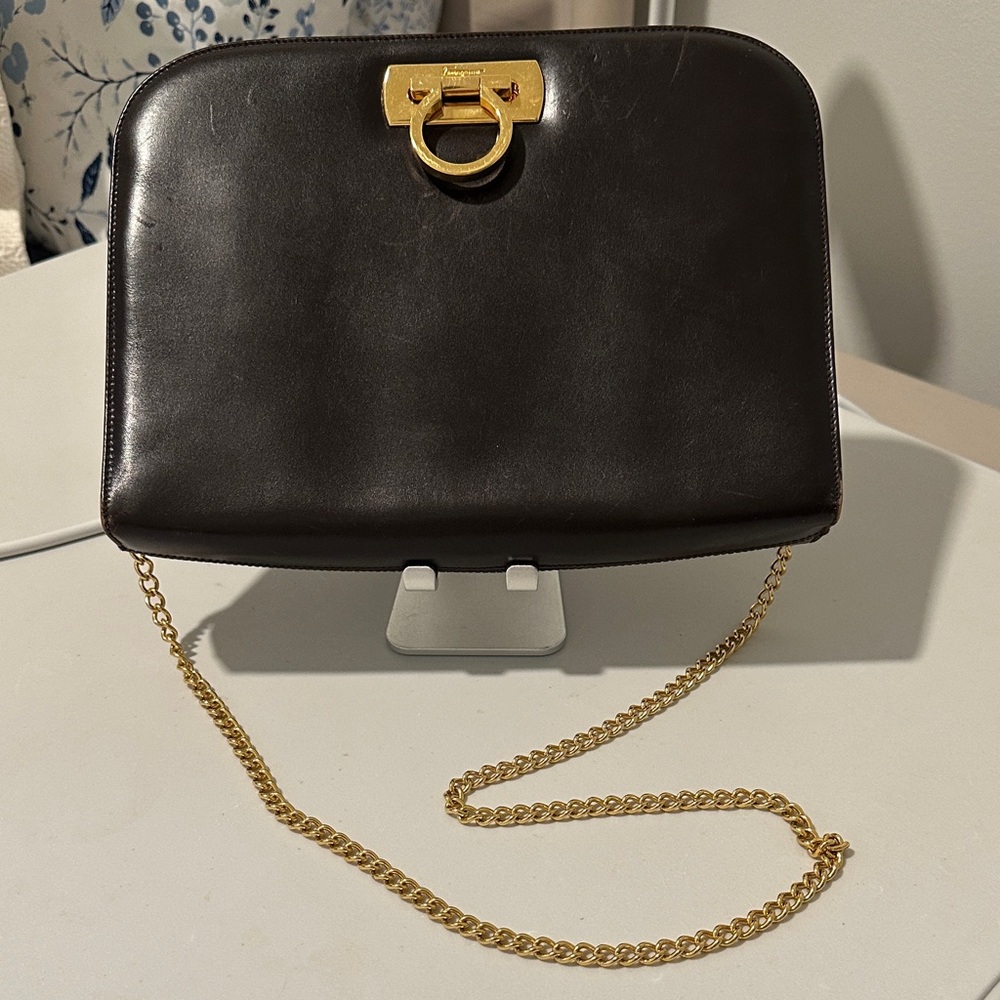Authentic Salvatore Ferragamo Black Leather Bag with optional Chain P210537